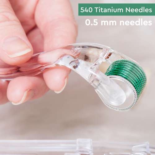 GUBB: Derma Roller Transparnt Green