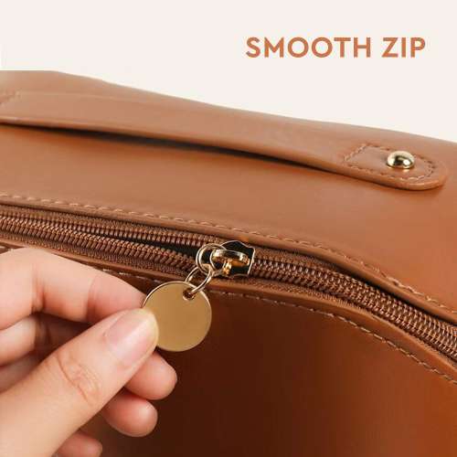 GUBB: Multifunctional Travel Makeup Bag - Brown