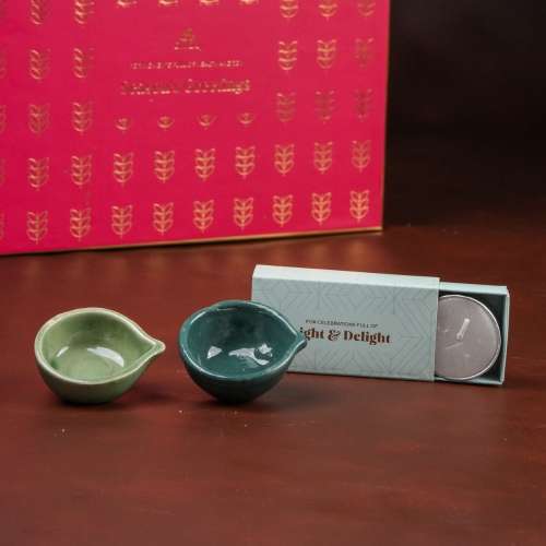 Omay Foods: Diwali Bliss Gift Box 1400gm
