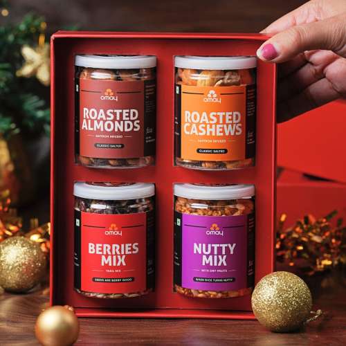 Omay Foods: Omay Foods Wholesome Treats New Years Gift Box   700gm