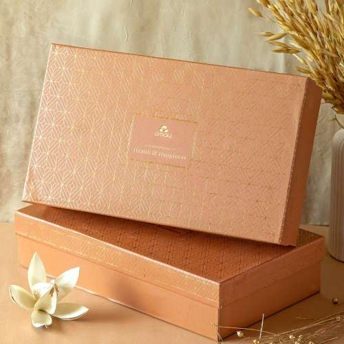 Omay Foods: Omay Foods Celebration Treats New Years Gift Box   900gm