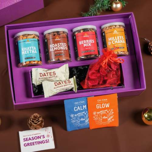 Omay Foods: Omay Foods Sparkling Delights New Years Gift Box  800gm