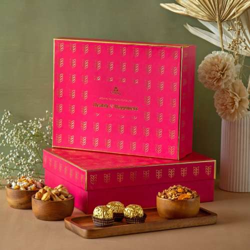 Omay Foods: Omay Foods The Ultimate Happiness New Years Gift Box  1400gm