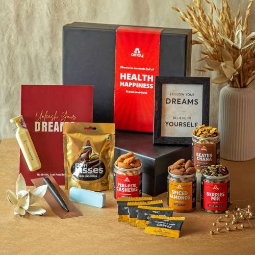 Omay Foods: Omay Foods Work & Wellness New Years Gift Box  1400gm