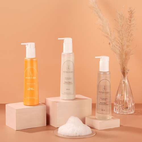 Himaira: Oudh & Cedarwood Body Wash - 200ml