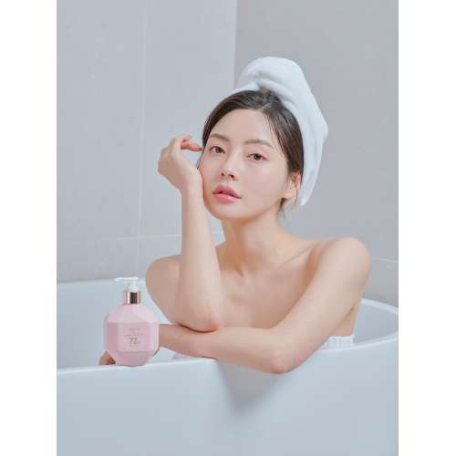 Beauty of Majesty: Light On In Shower Body Tone Up  290ml