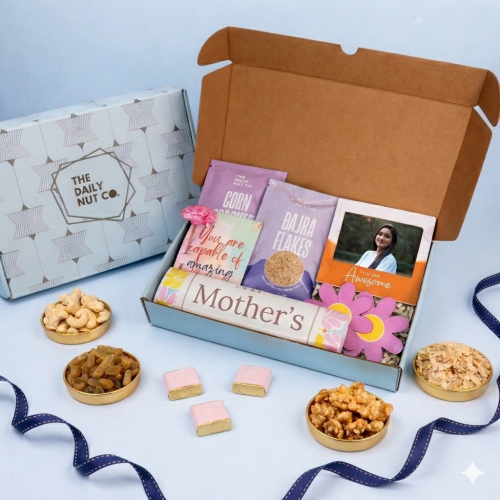 The Daily Nut Co.: The Mom Luxe Box 800gm