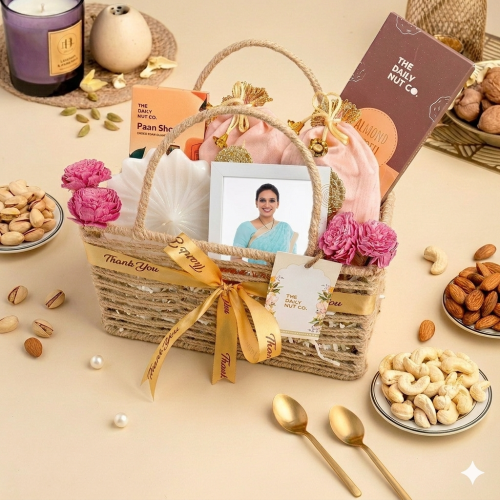 The Daily Nut Co.: The Graceful Mom Box 2300gm