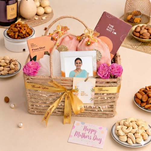 The Daily Nut Co.: The Graceful Mom Box 2300gm