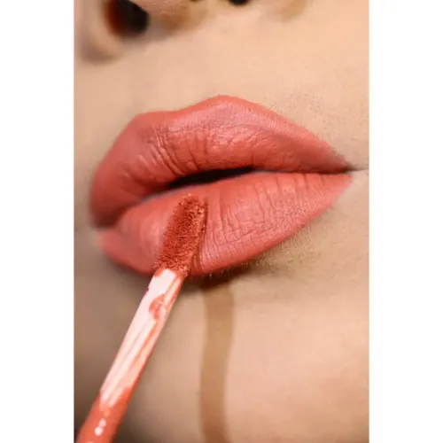 BOBI: Velvet Matte Liquid Lipstick POP | Playful Pop of Color | Velvet Matte Finish | High Color Payoff | Smooth Application | 2.5ml
