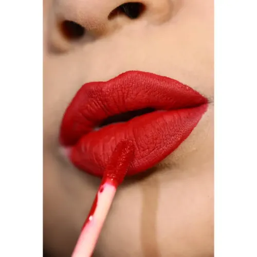 BOBI: Velvet Matte Liquid Lipstick RUBY | Rich Bold Color | Velvet Matte Finish | Intense Pigmentation | Long-Lasting Wear | 2.5ml