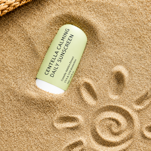 iUNIK: Centella | Calming & Redness Relief | Daily Sunscreen SPF50+ PA++++ | 60ml