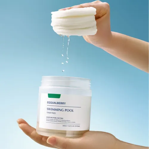 Eqqualberry: Swimming Pool Toner Pads | Hydrating | Gentle Exfoliation | Glass Skin | Moisture Boost | 220ml