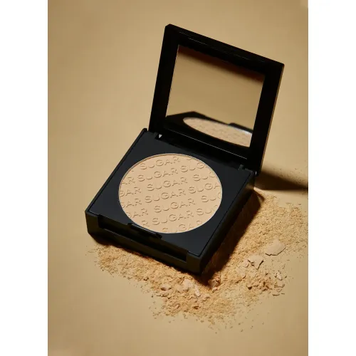 Sugar Cosmetics : Powder Play - Banana Compact - 6gm