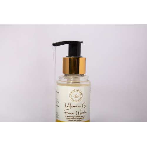 Pure by Priyanka: Vitamin c Face wash.- 100 ml Pure by Priyanka: Vitamin c Face wash.- 100 ml