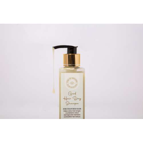 Pure by Priyanka: Good Hair Day Shampoo For coloured Hair - 200 ml