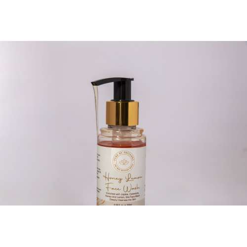 Pure by Priyanka: Honey & lemon Face wash - 100 ml
