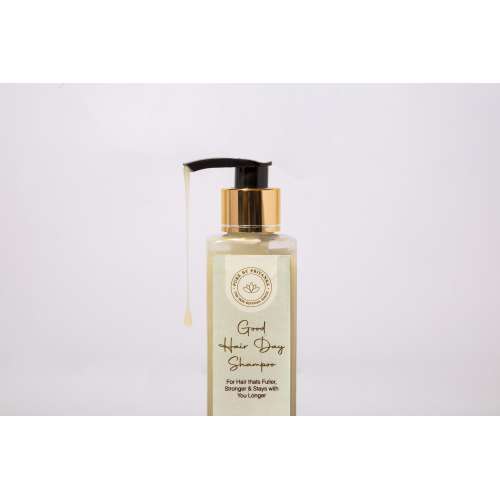 Pure by Priyanka: Good Hair Day Shampoo - 220 ml