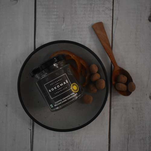 Kokomae: Hamper with Belgian Dragees - 230 gm