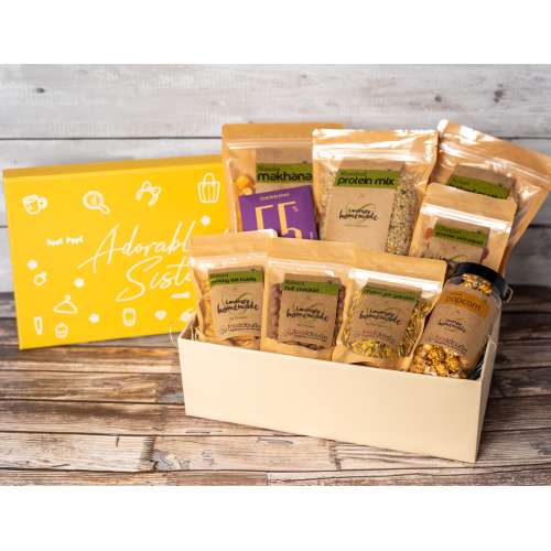 Foodcloud: Adorable Sister Rakhi Gift Hamper