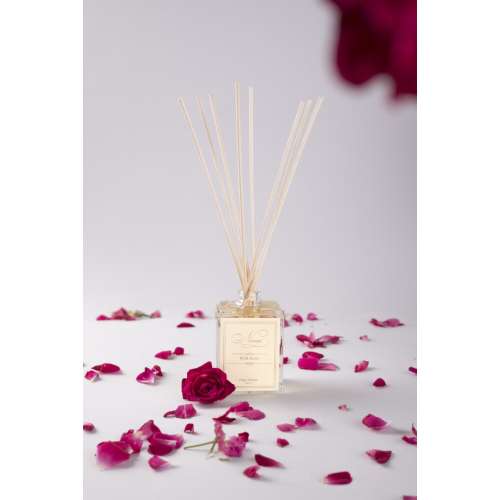 Niana: Wild Rose Reed Diffuser