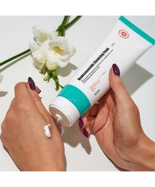 Apieu: Madecassoside Cleansing Foam - 130ml