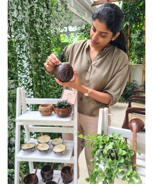 Thenga: Coconut Shell 3 Line Planter