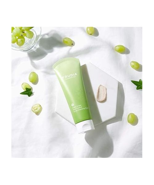 Frudia: Green Grape Pore Control Scrub Cleaning Foam