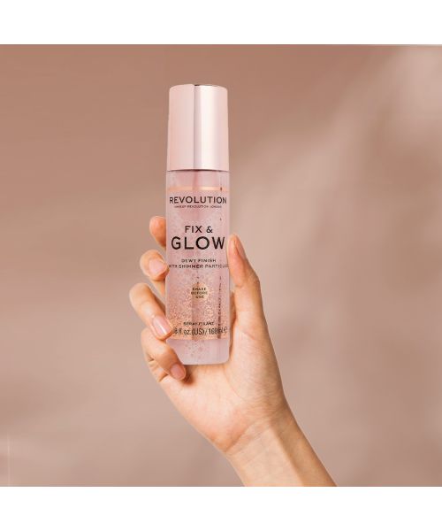 Makeup Revolution: Fix & Glow Fixing Spray