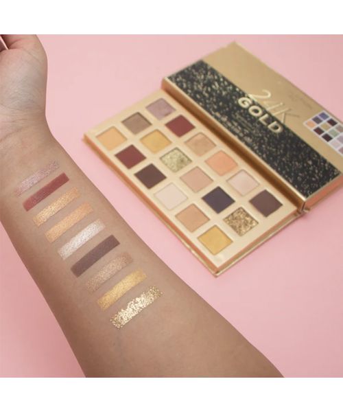 Revolution Pro: 24 k Gold Eyeshadow Palette