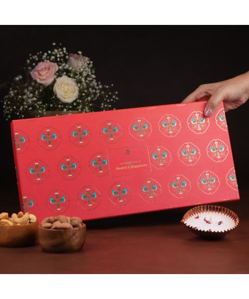 Omay Foods: Mixed Delights Diwali Gift Box  1200gm