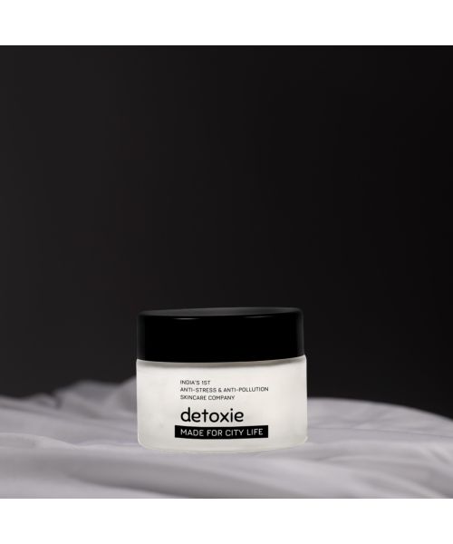 Detoxie: Youth Preserve Face Moisturizer - 50g