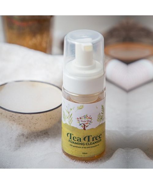 The Herbal Blend: Tea Tree Foaming Cleanser - 100ml